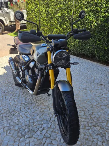 Triumph Scrambler 400x