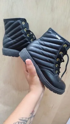 Bota infantil são João 