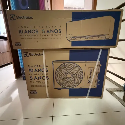 Ar-condicionado Split Electrolux MaxComfort Full Inverter Frio 9.000 BTUs