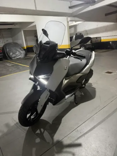 X Max 2025