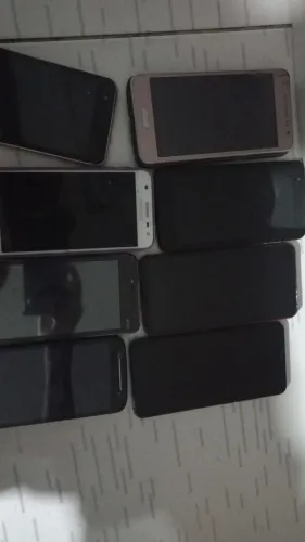 8 celulares por 1000,00