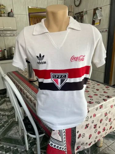 Camisa retrô do São Paulo