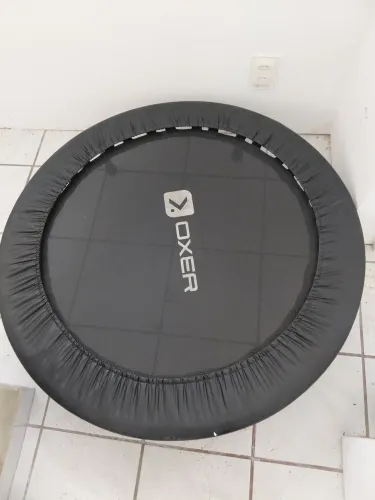 Cama elástica para exercícios