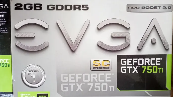Placa de vídeo EVGA GTX 750ti OC