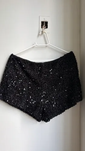 Short brilhoso