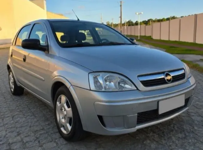 Chevrolet Corsa Hat. Maxx 1.4 8V Econoflex 5P 2011
