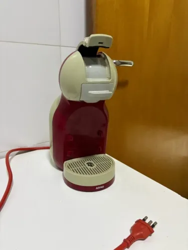 Cafeteira Dolce Gusto