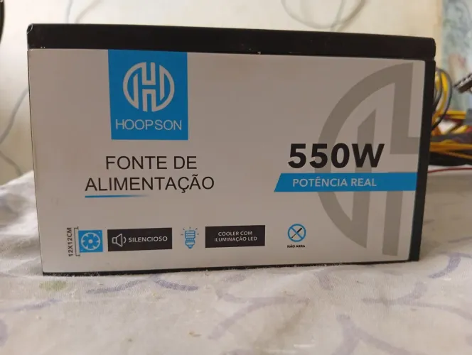 Fonte Hoopson 550W FNT-550C com LED