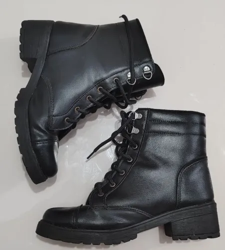Bota Coturno Preta Feminina tamanho 36