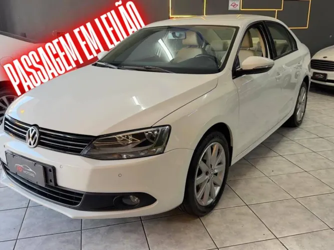 Volkswagen Jetta Comfortline 2.0 T.flex 8V 4P Tipt. 2014