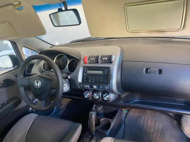 Honda Fit LX 1.4/ 1.4 Flex 8v/16v 5P Aut. 2004