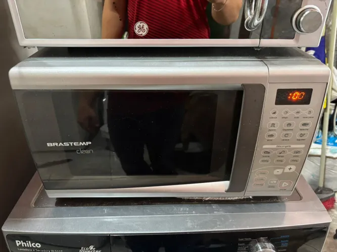 MICROONDAS BRASTEMP INOX 20l 220V