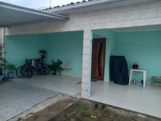 Oportunidade imperdível em Valentina - Casa com 3 quartos sendo 1 suíte, solta e bem divid