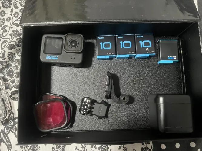 GoPro Hero 10 Black + Kit Completo