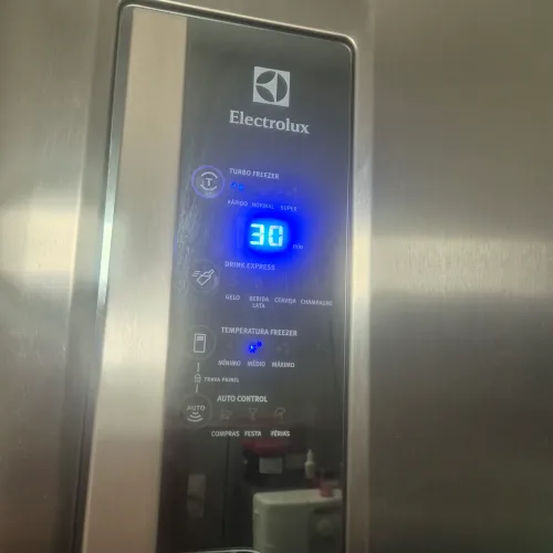 Geladeira Electrolux DW52X 456L Frost Free Inox com Painel Digital