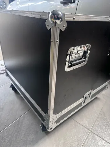 Case para caixa de subgrave