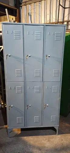 Armário em aço 6 portas com chaves
