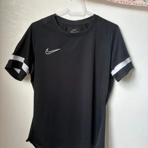 Camiseta Nike dri Fit 21