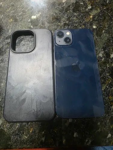 VENDO OU TROCO IPHONE 13 DE 128 TODO ORIGINAL E BATERIA 87%