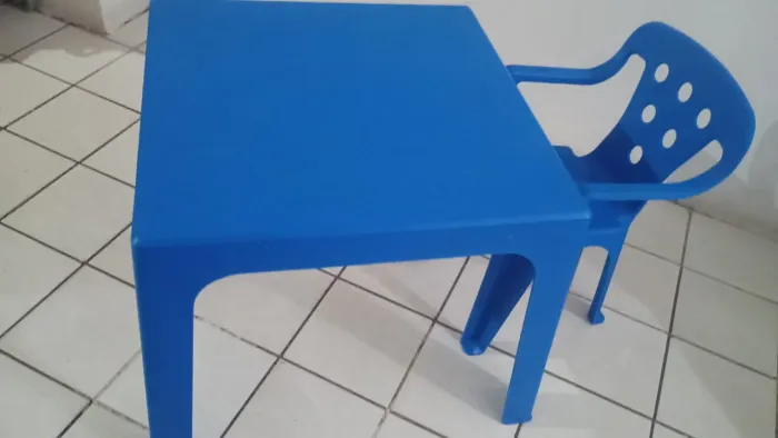 Kit mesa e cadeira infantil