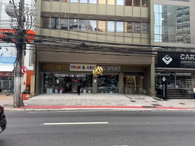 LOJA COM 412M² PARA LOCAÇÃO NA RETA DA PENHA, PRAIA DO CANTO