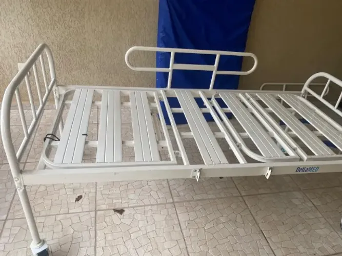 Cama Hospitalar Usada com colchao