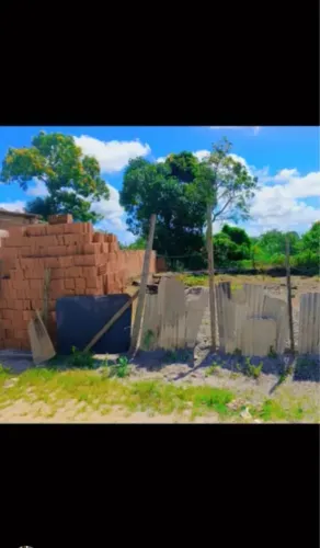O terreno é perto da antiga Ambev no cabo 8x20