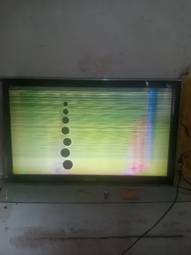 Tv c defeito 40" Samsung funcionando c listras n tela