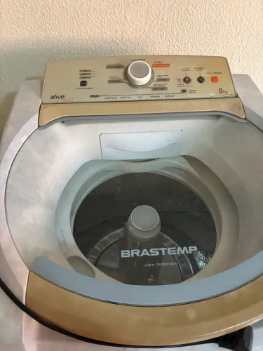 Vendo máquina de lavar Brastemp 9kg