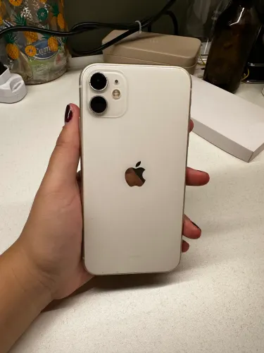 iPhone 11