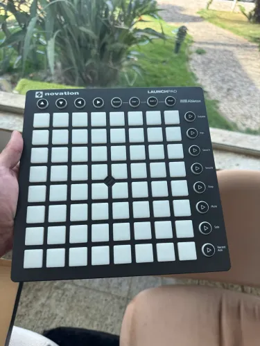 Controlador Launchpad MK2