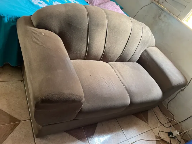 Vendo sofá- 2 lugares