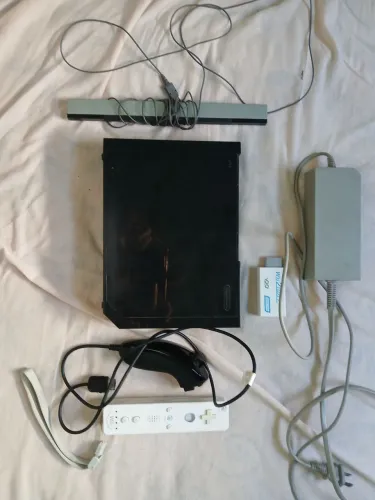NINTENDO WII PRETO DESBLOQUEADO