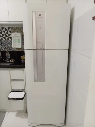 geladeira df42 (não diminuo valor) para sair logo