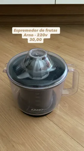 Espremedor de frutas Arno 