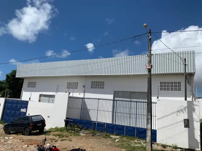 Galpão para Venda em Cabedelo, Loteamento Jardim América, 4 banheiros