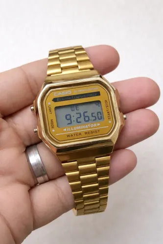 Relógio Casio dourado original 