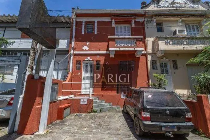 Casa com 4 dormitórios para alugar, 173 m² por R$ 5.590/mês - Floresta - Porto Alegre/RS