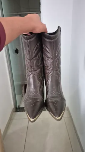 Bota n°37