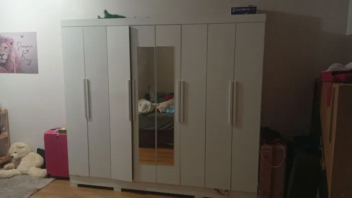 Guarda roupa casa grande novo 3 meses de uso