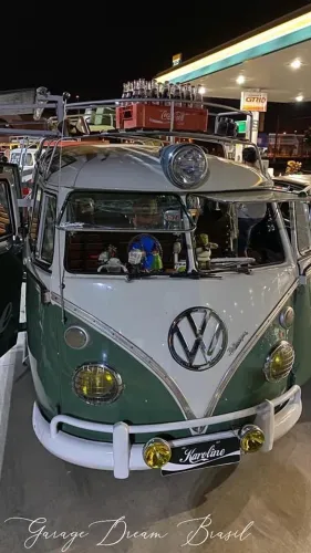 Volkswagen Kombi Standard/ Luxo/ Serie Prata 1976