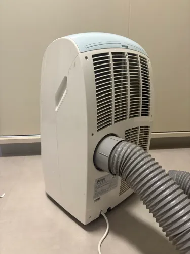 Ar-Condicionado Inverter de Chão Olimpia Splendid 110V - 2 Anos de Uso (Excelente Estado)
