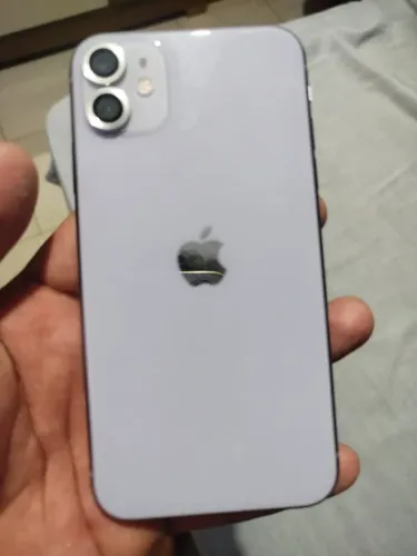 iPhone 11 | 64GB