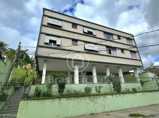 Oportunidade apartamento 2 quartos 2 banheiros 1 lance escadas na Freguesia