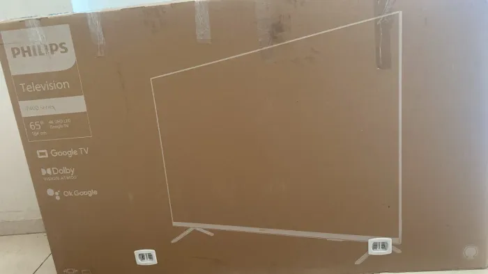 Tv led 65 polegadas Philipis 4k Bhuetooth nova plástico
