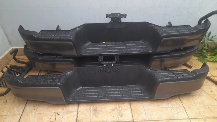 LOTE COMBO 3 PARACHOQUES TRASEIROS HILUX CABINE SIMPLES 2026 - NOVOS ORIGINAIS