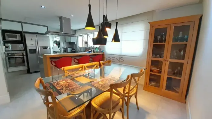 Apartamento mobiliado, venda ou locação, 2 dormitórios sendo 1 suíte, 122 m², Rua Pedroso