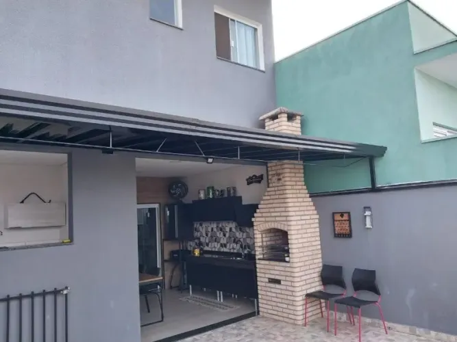 Sobrado à venda no Condomínio Horto Florestal II, em Sorocaba/SP.