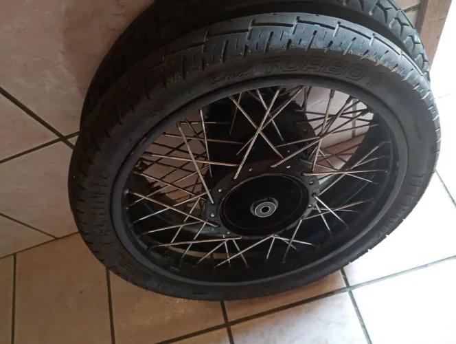 Rodas com os pneus