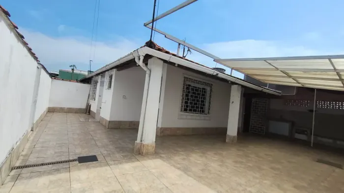 Imóvel para venda tem 65 metros quadrados com 2 quartos em Jardim Mariléa - Rio das Ostras